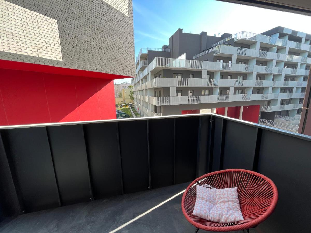 Komfort W Centrum Parking 브로츠와프 외부 사진