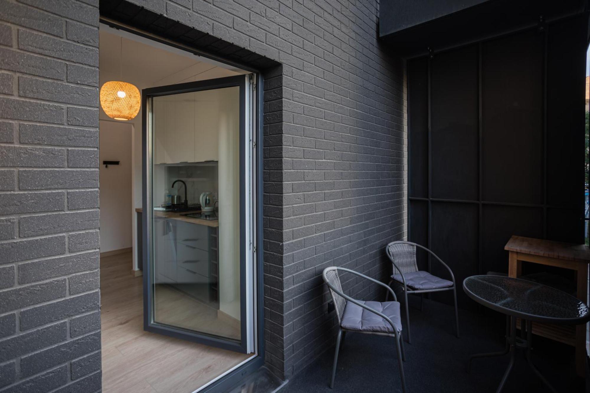 Komfort W Centrum Parking 브로츠와프 외부 사진
